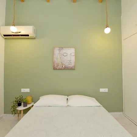 Jimmy's Pool House * Kremastí