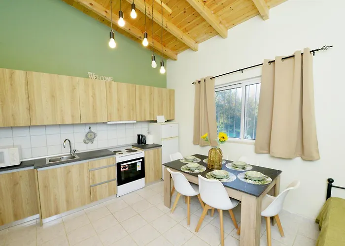 Jimmy's Pool House Kremastí