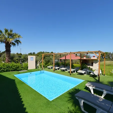 Jimmy's Pool House Vakantiehuis Kremastí