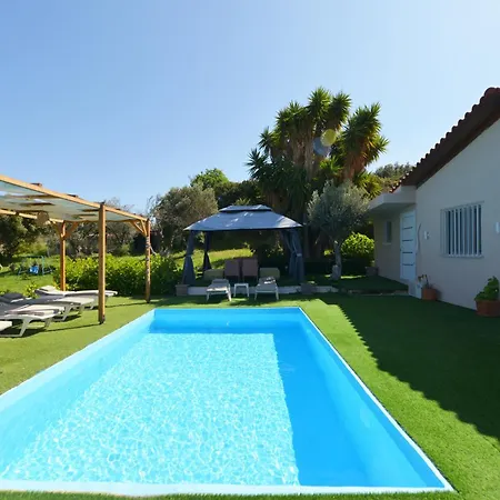 Jimmy's Pool House Kremastí