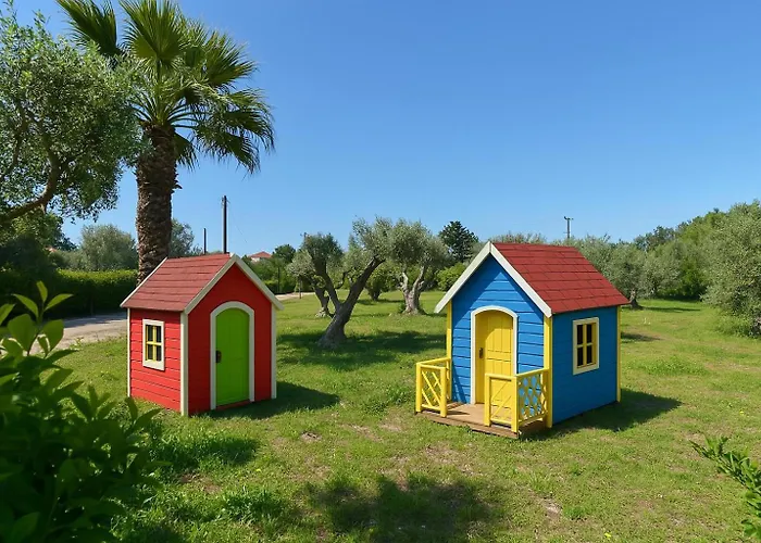 Jimmy's Pool House *