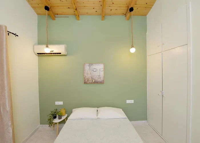 Jimmy's Pool House * Kremastí