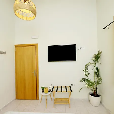 Jimmy's Pool House * Kremasztí