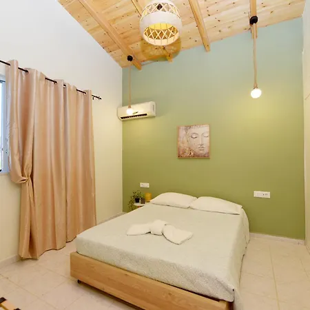 Дом отдыха Jimmy's Pool House *