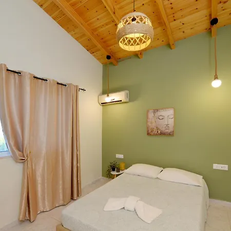 Дом отдыха Jimmy's Pool House Кремасти