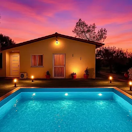 Дом отдыха Jimmy's Pool House Кремасти