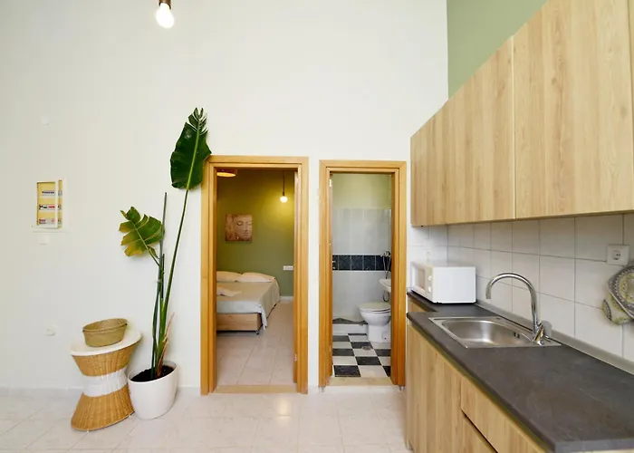 Jimmy's Pool House Tatil Evi